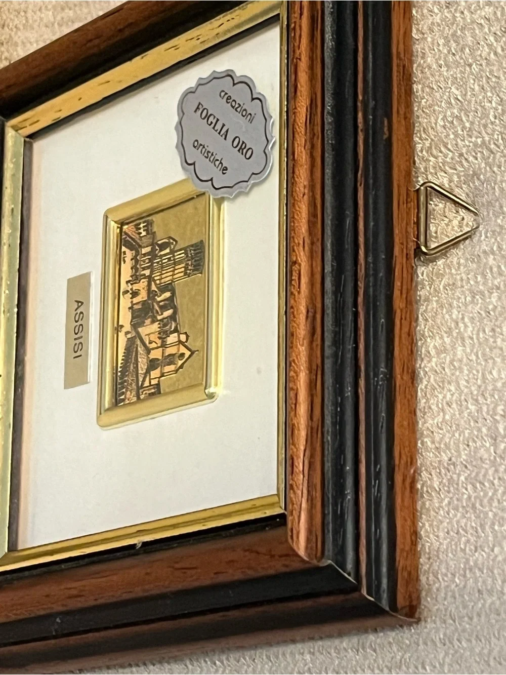 Creozioni Artistiche Foglia Oro framed 22k gold leaf filled picture of Assisi.